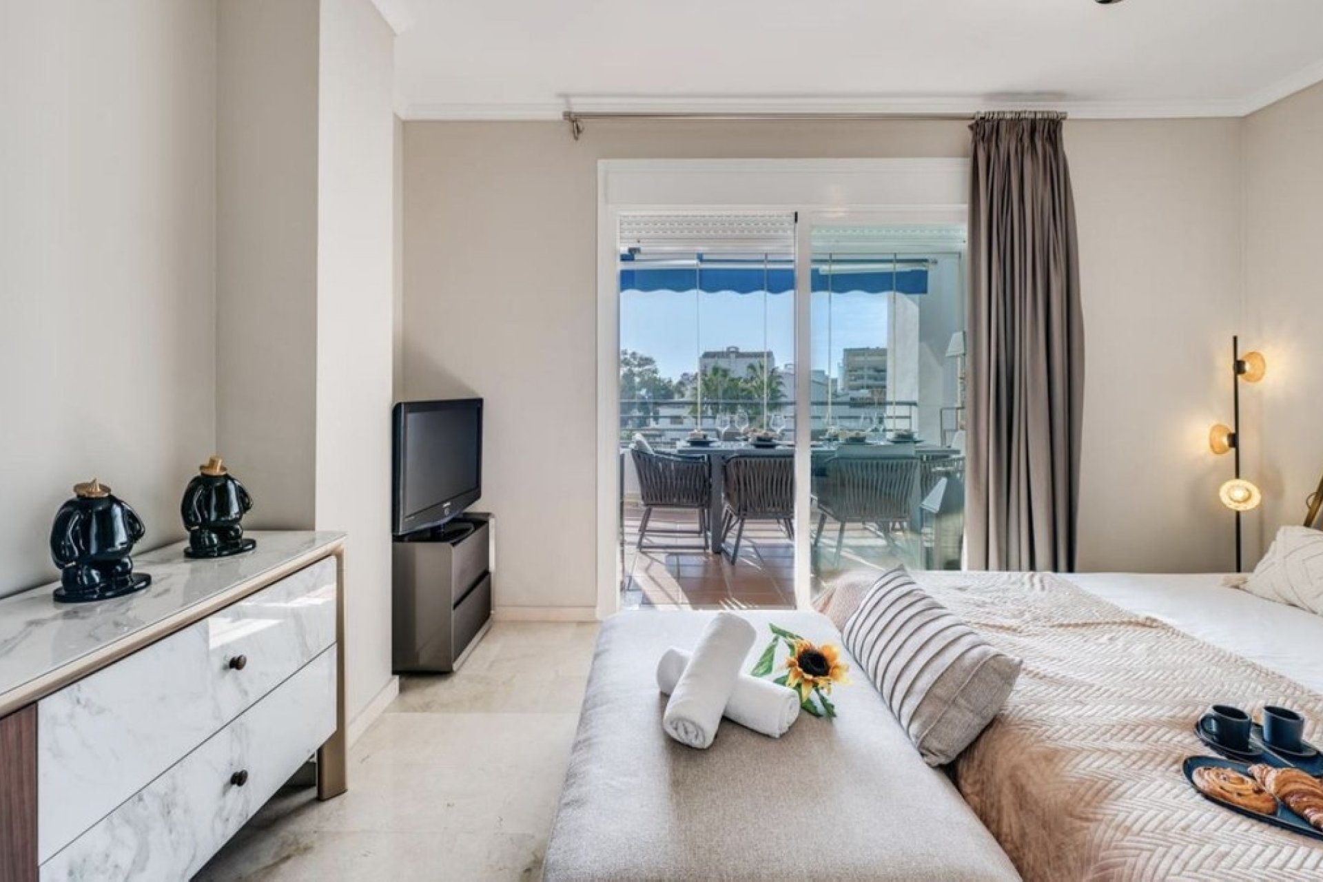 Resale - apartment - Marbella - Puerto Banús