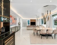 Resale - apartment - Marbella - Puerto Banús
