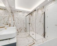 Resale - apartment - Marbella - Puerto Banús