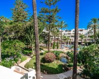 Resale - apartment - Marbella - Puerto Banús