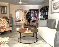 Resale - apartment - Marbella - Puerto Banús
