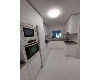 Resale - apartment - Marbella - Puerto Banús