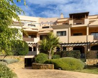 Resale - apartment - Marbella - Puerto Banús