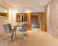 Resale - apartment - Marbella - Puerto Banús
