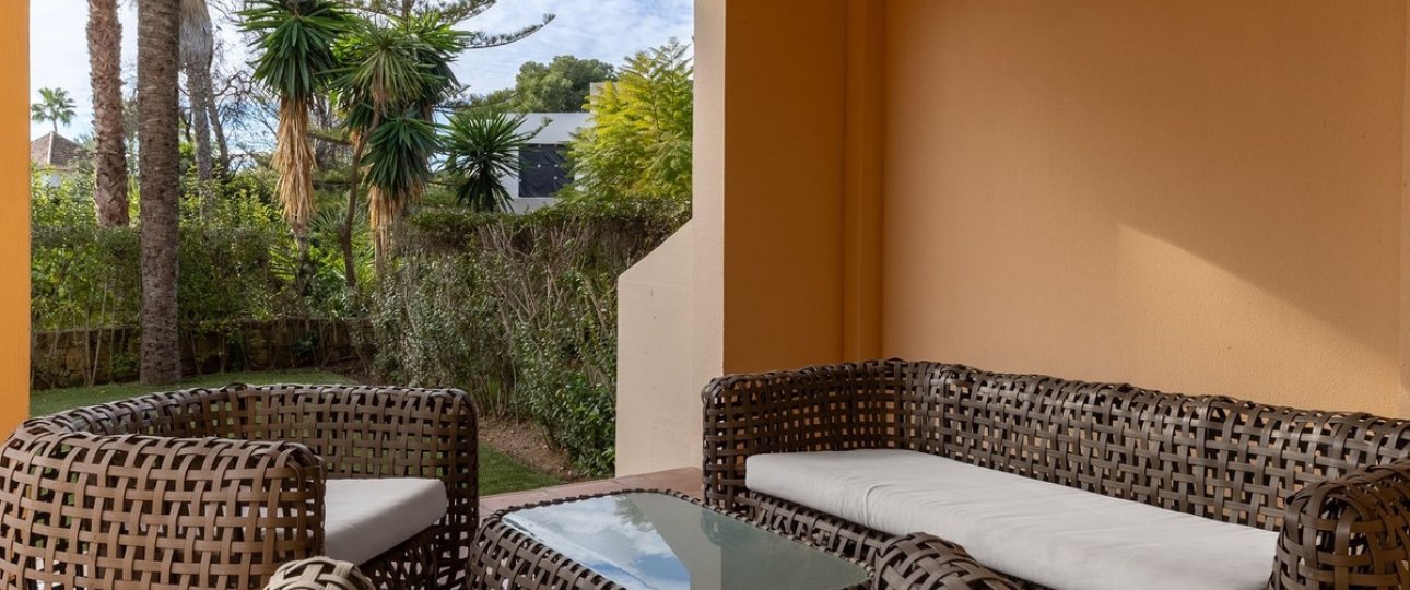 Resale - apartment - Marbella - Puerto Banús