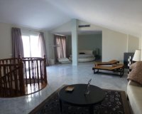 Resale - apartment - Marbella - Puerto Banús