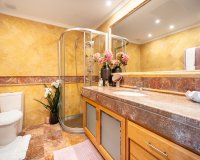 Resale - apartment - Marbella - Puerto Banús