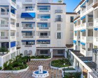 Resale - apartment - Marbella - Puerto Banús