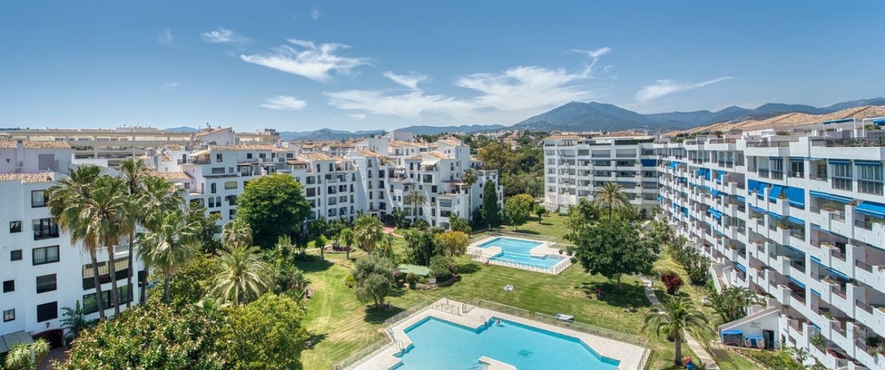 Resale - apartment - Marbella - Puerto Banús