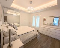 Resale - apartment - Marbella - Puerto Banús