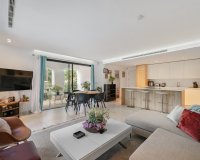 Resale - apartment - Marbella - Puerto Banús