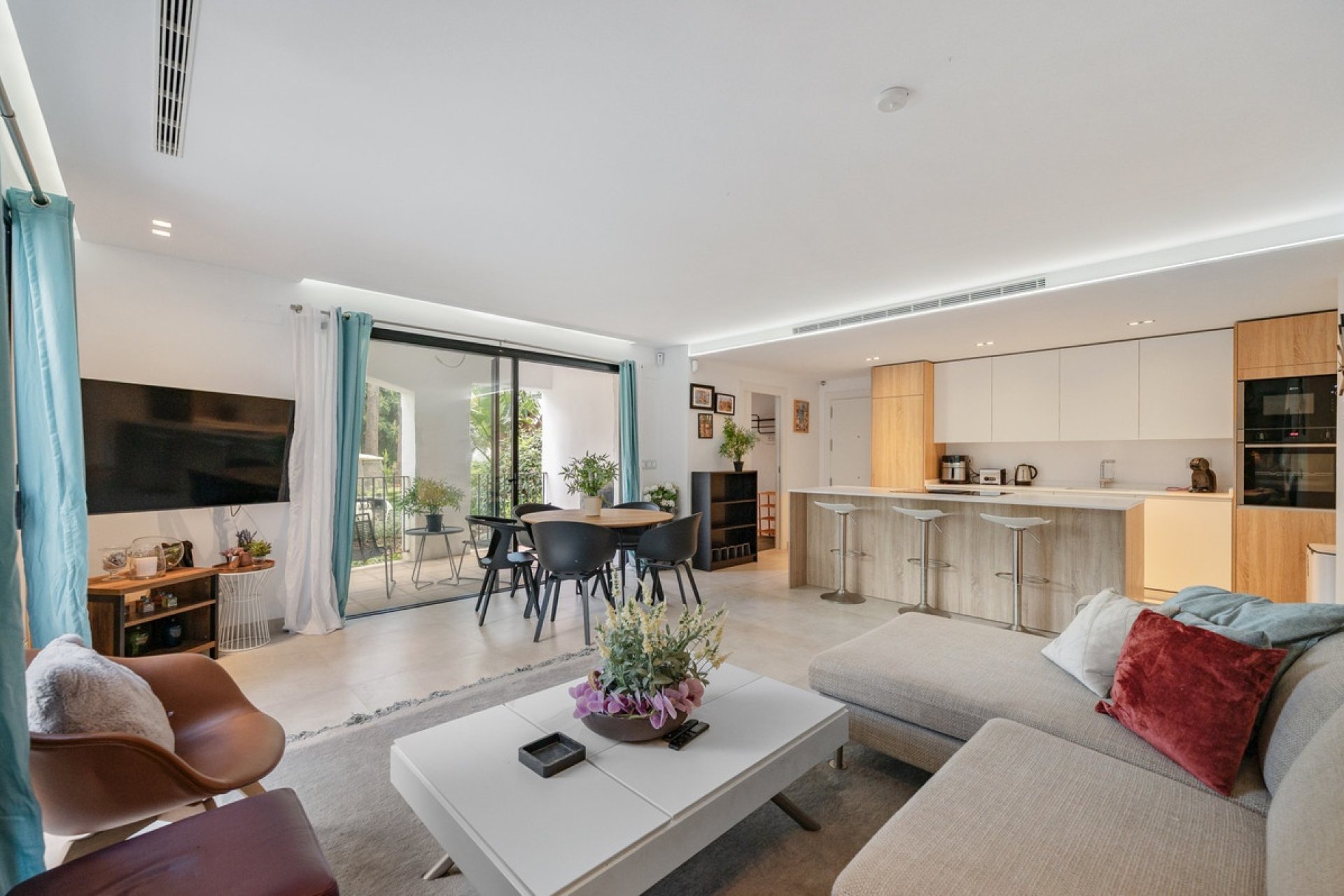 Resale - apartment - Marbella - Puerto Banús