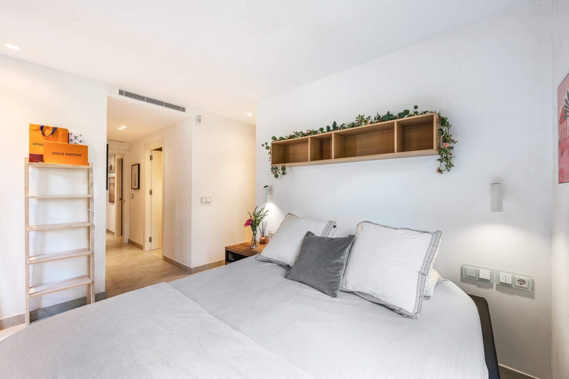 Resale - apartment - Marbella - Puerto Banús
