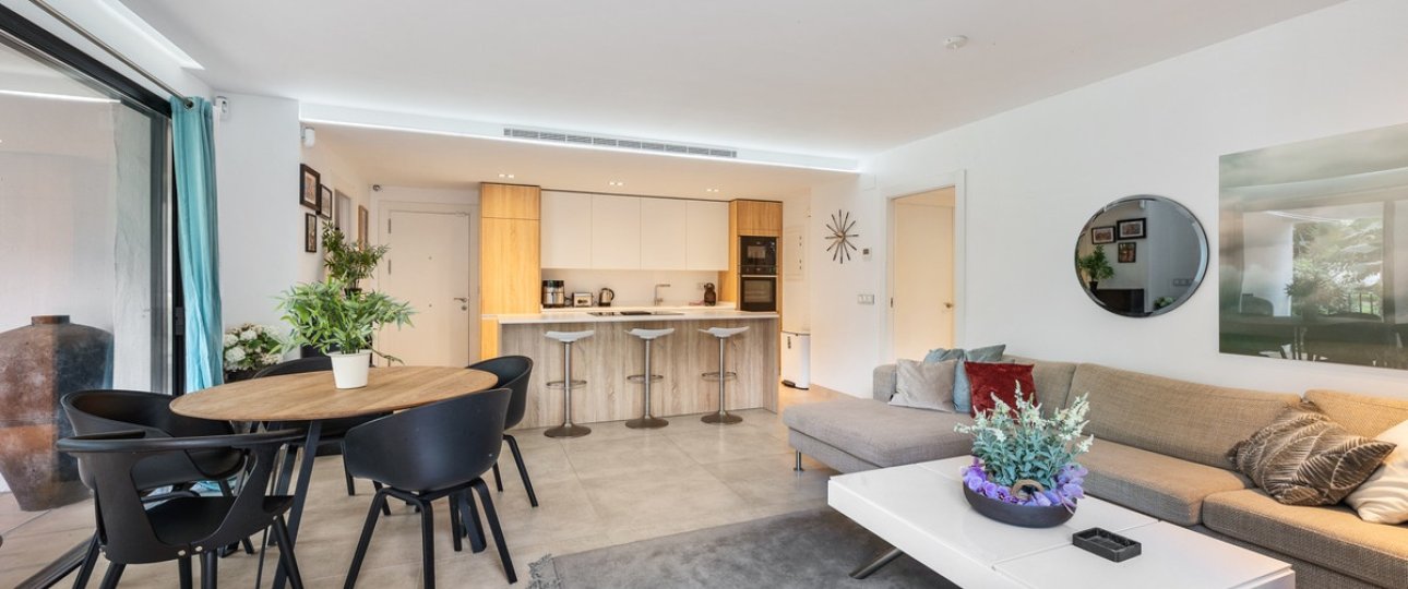 Resale - apartment - Marbella - Puerto Banús