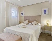 Resale - apartment - Marbella - Puerto Banús