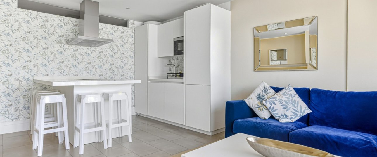 Resale - apartment - Marbella - Puerto Banús