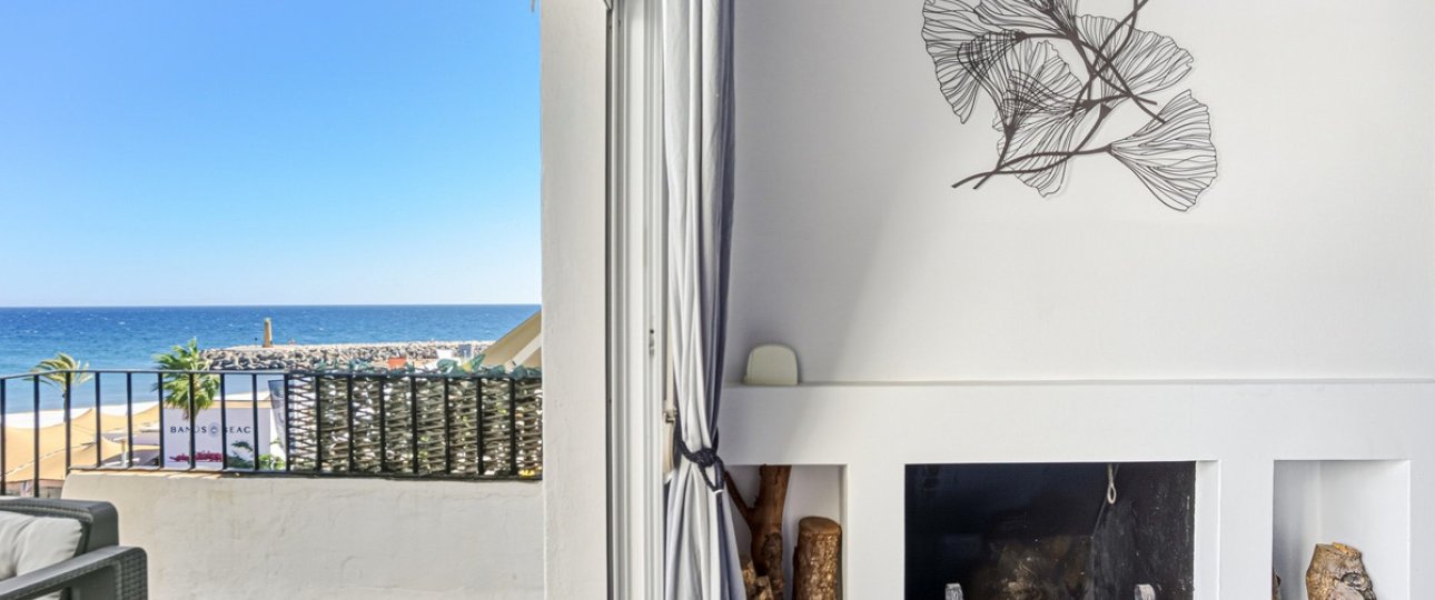 Resale - apartment - Marbella - Puerto Banús