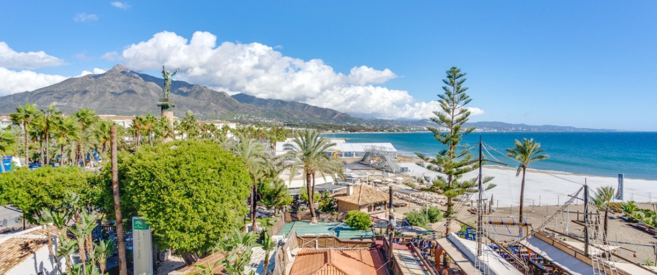 Resale - apartment - Marbella - Puerto Banús