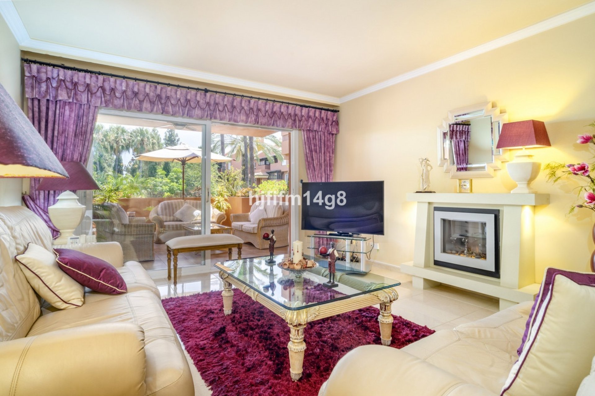 Resale - apartment - Marbella - Puerto Banús