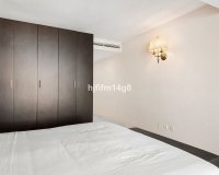 Resale - apartment - Marbella - Puerto Banús