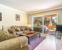 Resale - apartment - Marbella - Puerto Banús