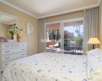 Resale - apartment - Marbella - Puerto Banús