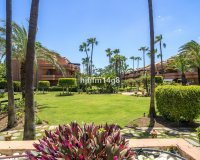 Resale - apartment - Marbella - Puerto Banús