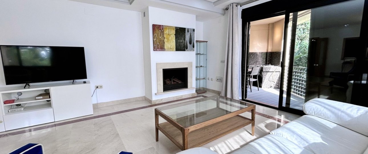 Resale - apartment - Marbella - Puerto Banús
