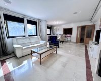 Resale - apartment - Marbella - Puerto Banús