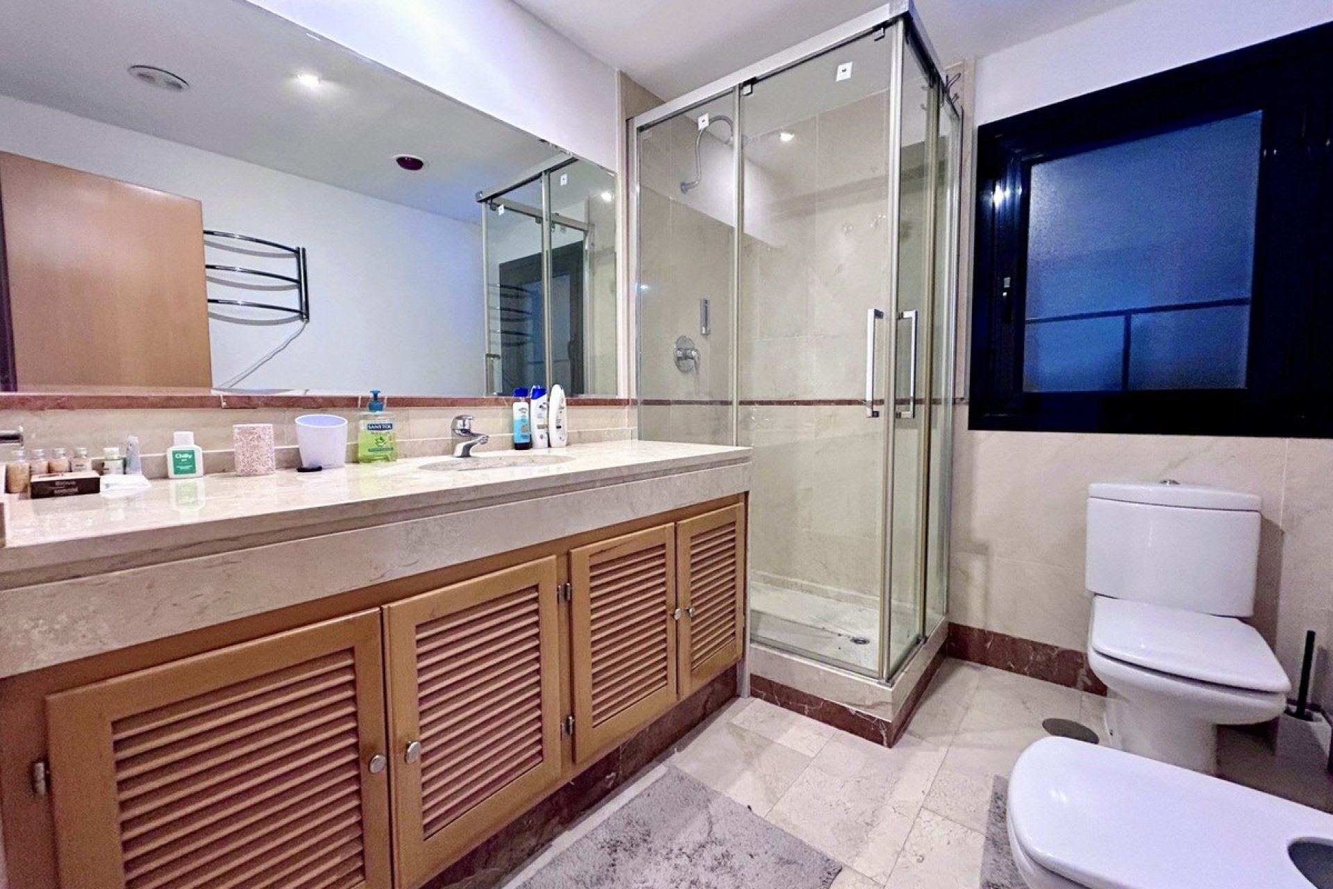 Resale - apartment - Marbella - Puerto Banús