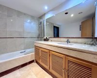 Resale - apartment - Marbella - Puerto Banús