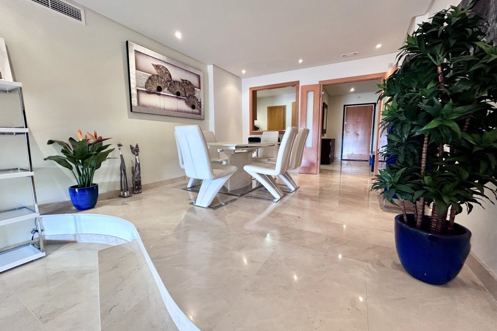 Resale - apartment - Marbella - Puerto Banús