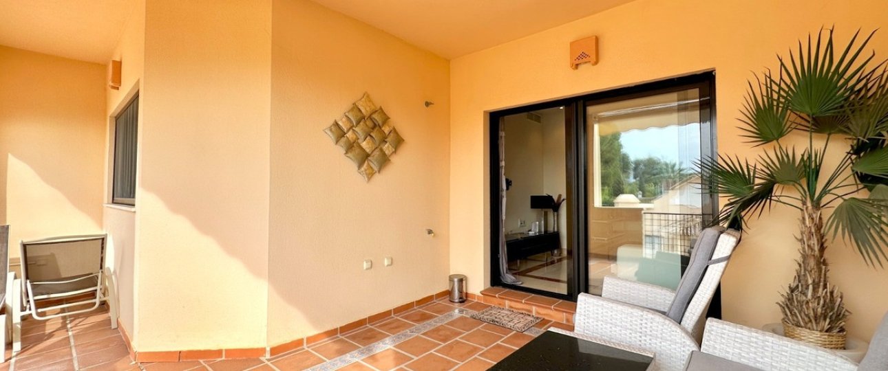 Resale - apartment - Marbella - Puerto Banús