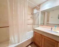 Resale - apartment - Marbella - Puerto Banús