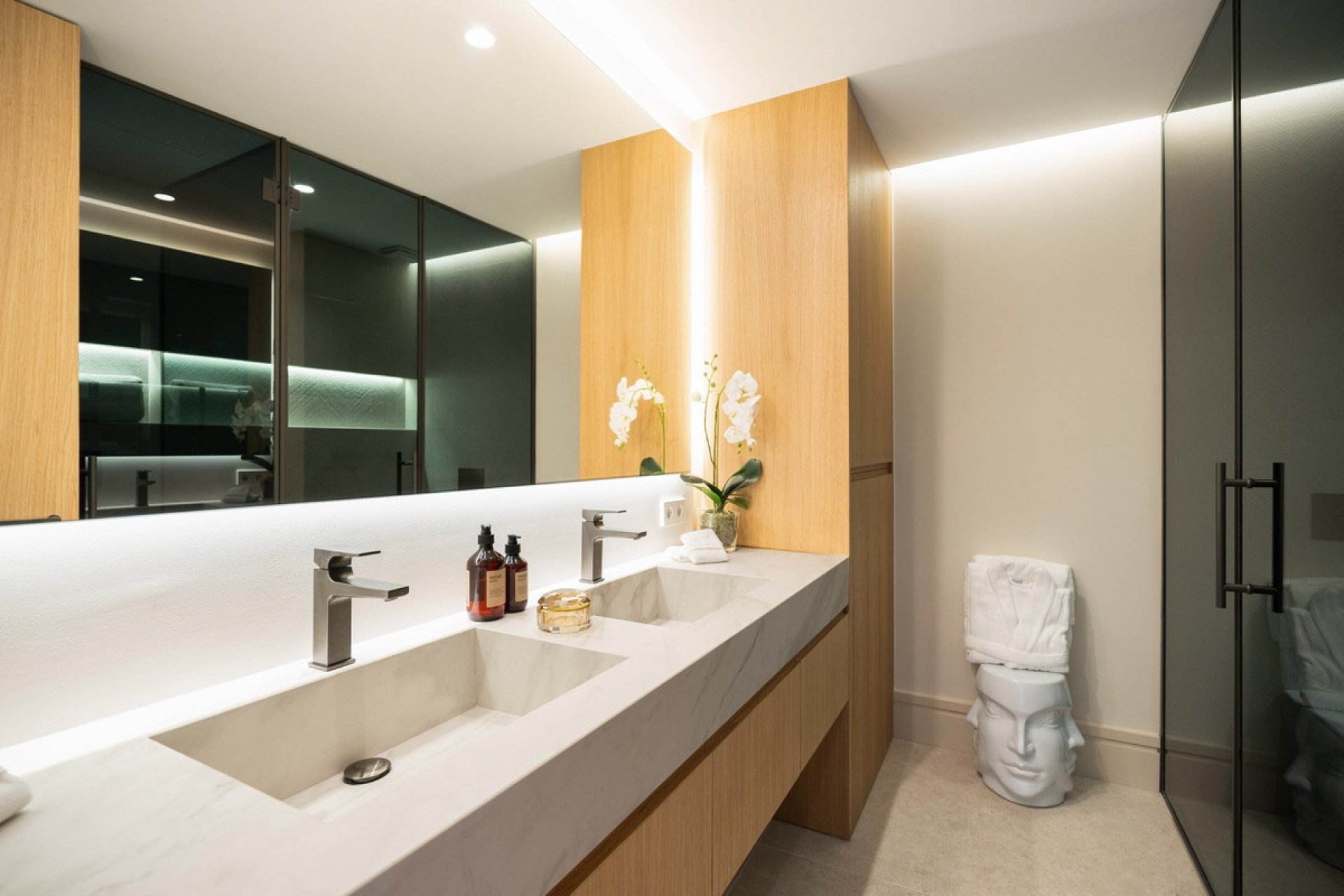 Resale - apartment - Marbella - Puerto Banús