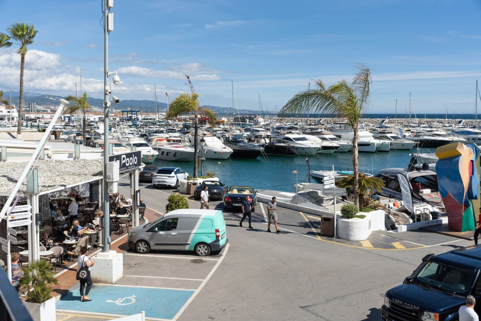 Resale - apartment - Marbella - Puerto Banús
