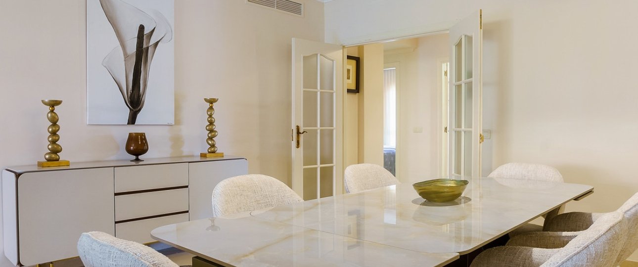 Resale - apartment - Marbella - Puerto Banús