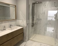 Resale - apartment - Marbella - Puerto Banús