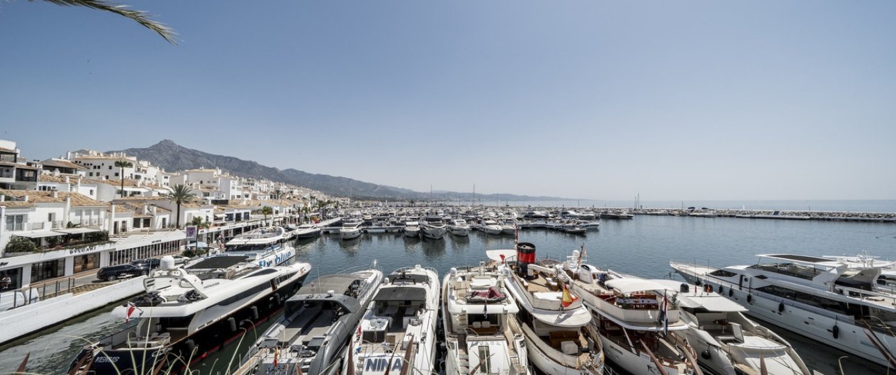 Resale - apartment - Marbella - Puerto Banús