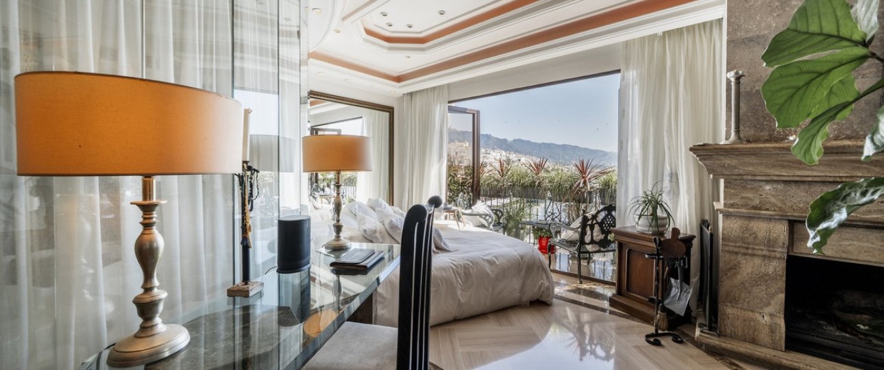 Resale - apartment - Marbella - Puerto Banús