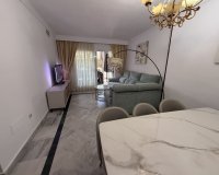 Resale - apartment - Marbella - Puerto Banús