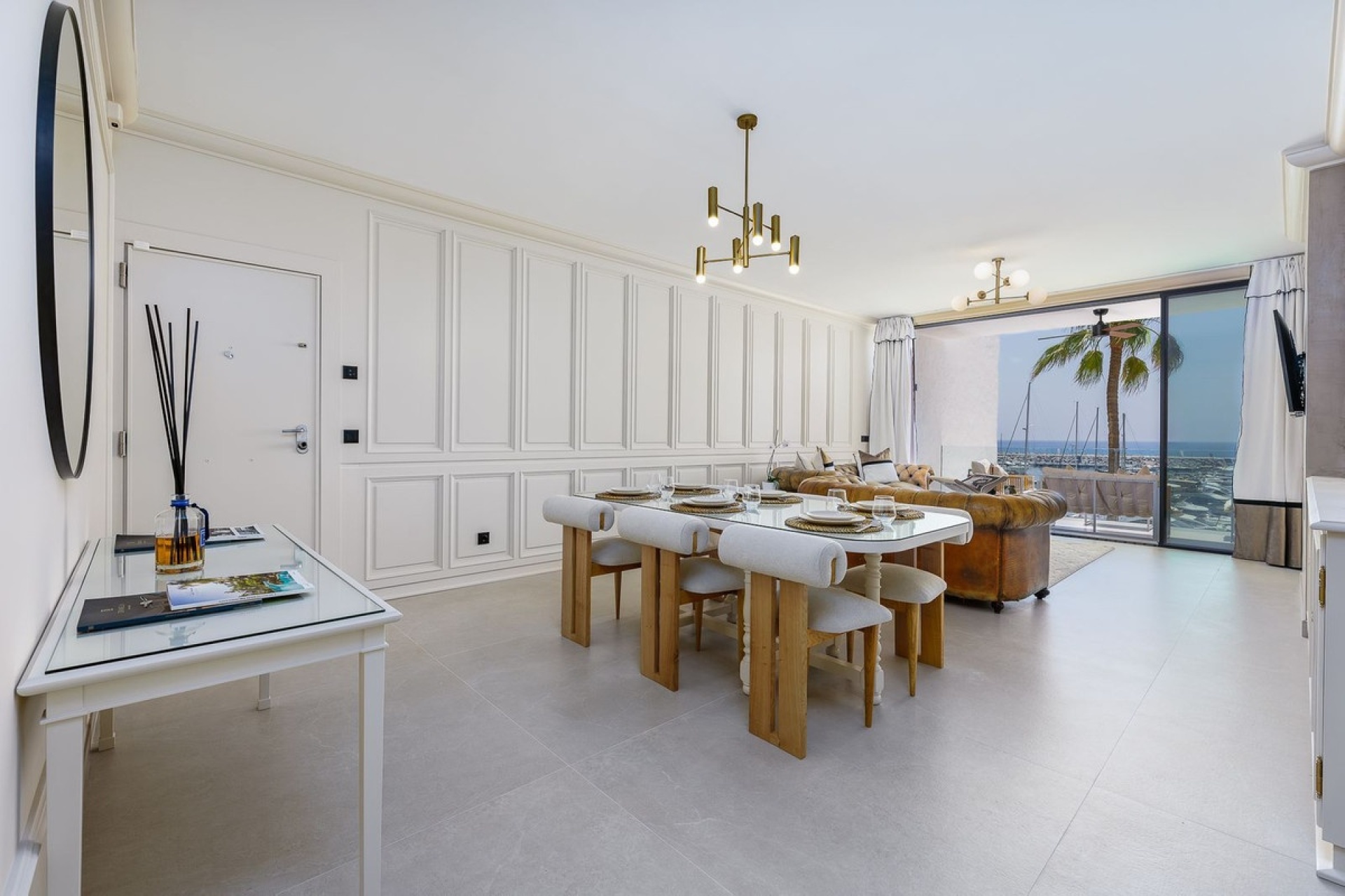 Resale - apartment - Marbella - Puerto Banús