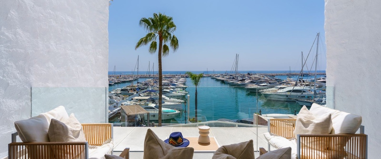 Resale - apartment - Marbella - Puerto Banús