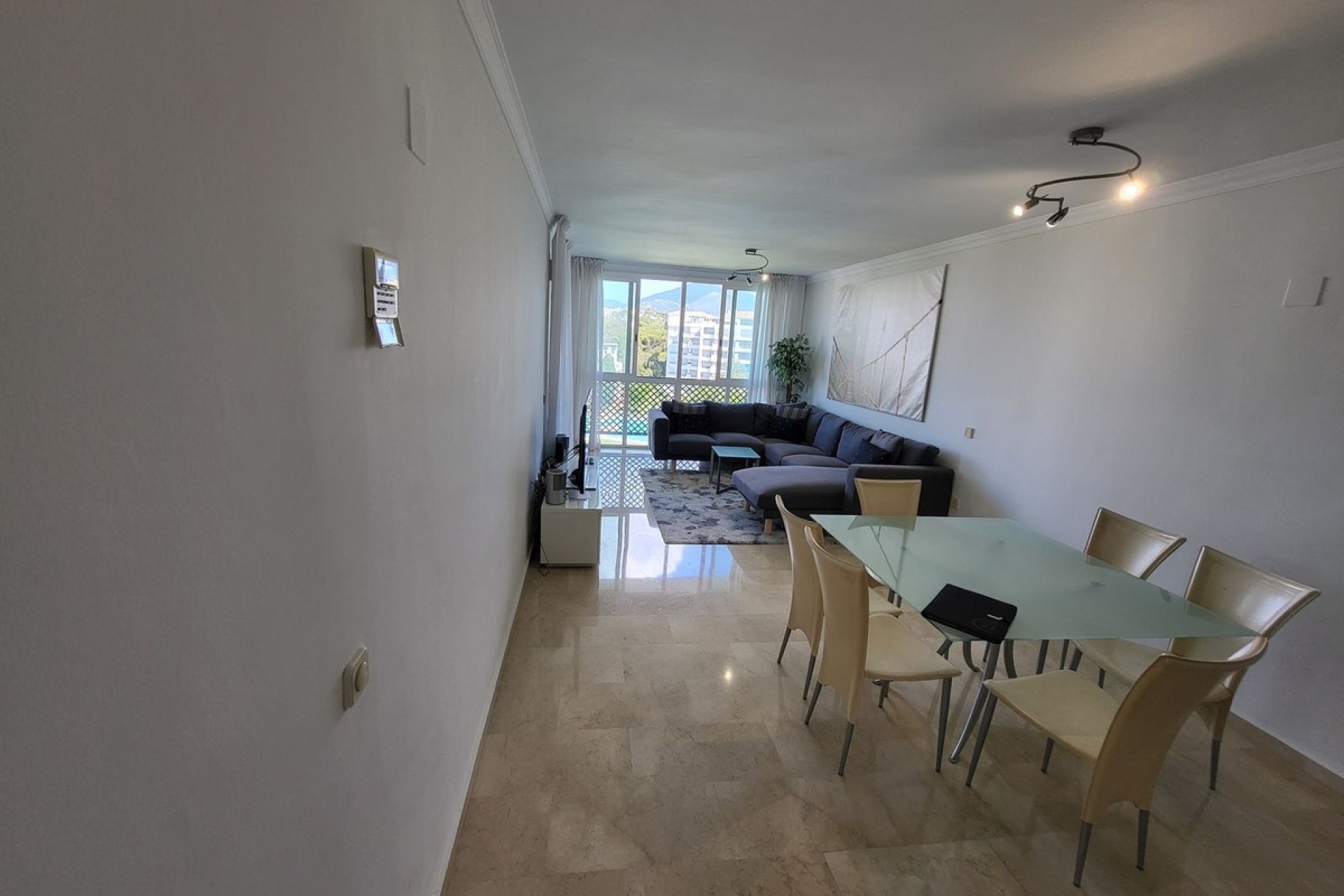 Resale - apartment - Marbella - Puerto Banús