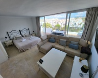 Resale - apartment - Marbella - Puerto Banús