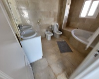 Resale - apartment - Marbella - Puerto Banús