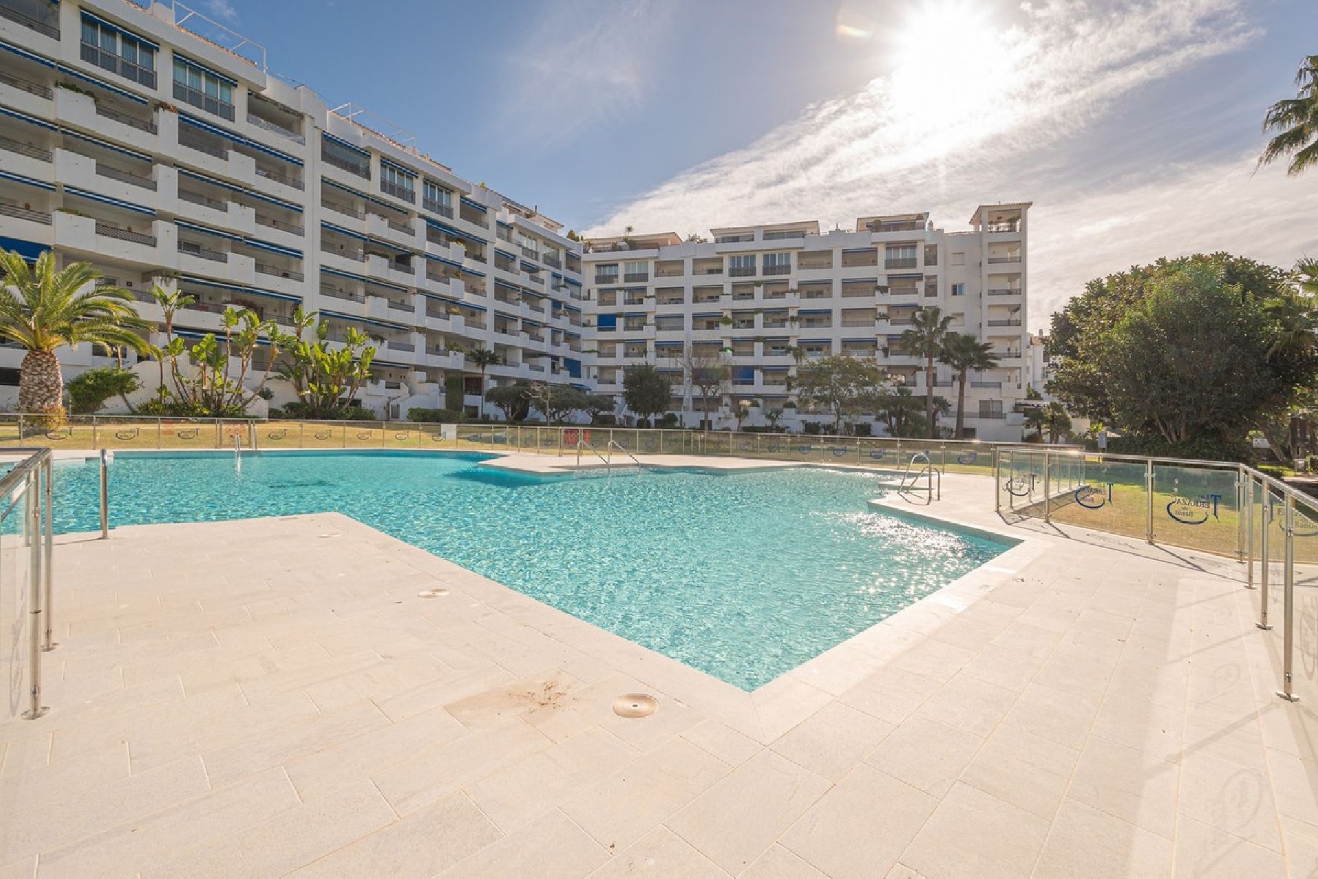 Resale - apartment - Marbella - Puerto Banús
