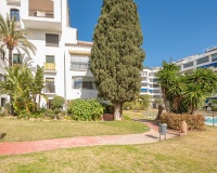 Resale - apartment - Marbella - Puerto Banús