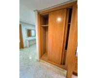 Resale - apartment - Marbella - Puerto Banús