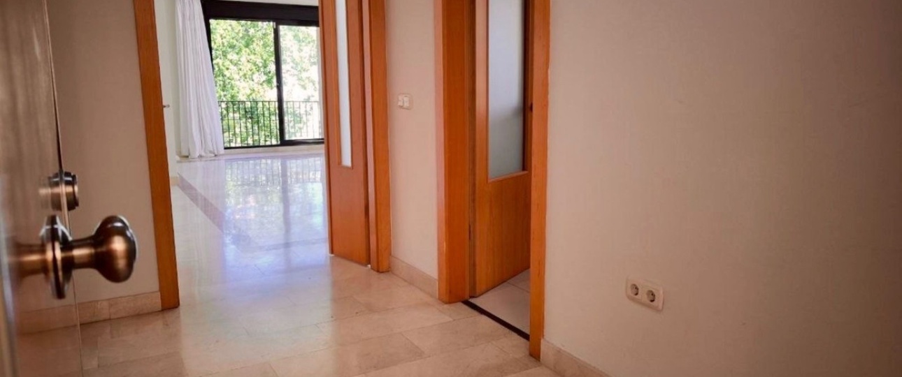 Resale - apartment - Marbella - Puerto Banús